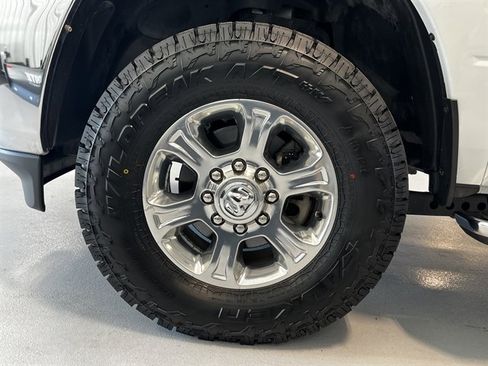 Used 2024 RAM 2500 Big Horn w/ Off Road Package image 33