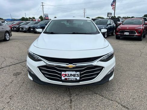 Used 2024 Chevrolet Malibu LT FWD image 4