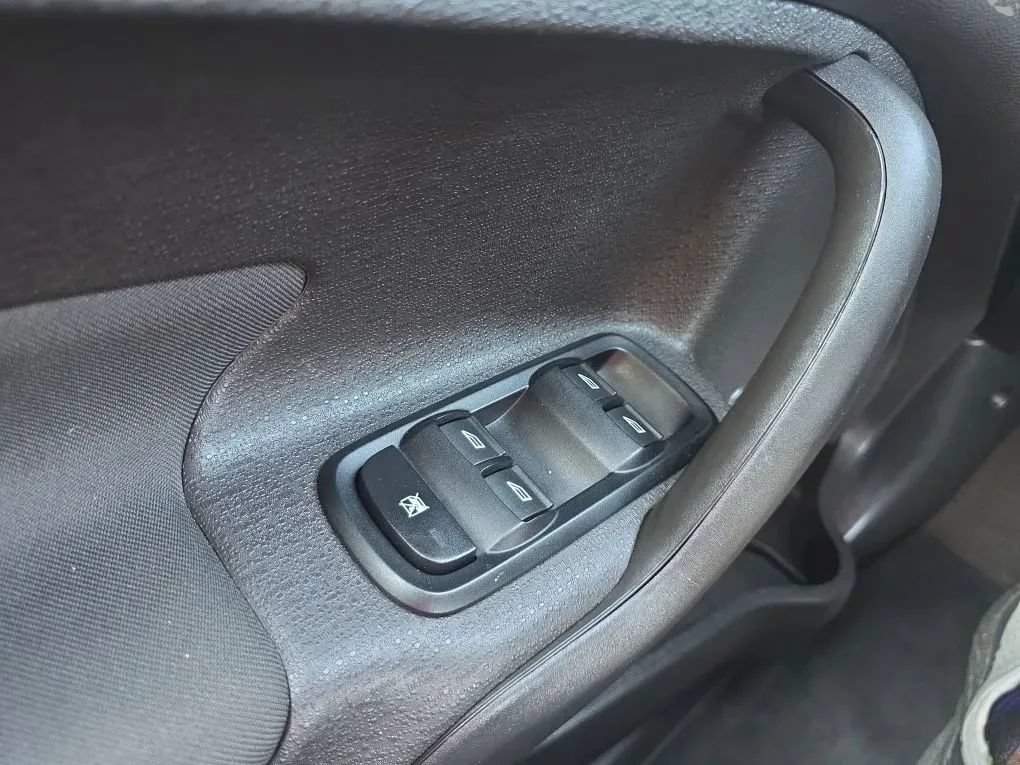 Used 2019 Ford Fiesta SE FWD image 24