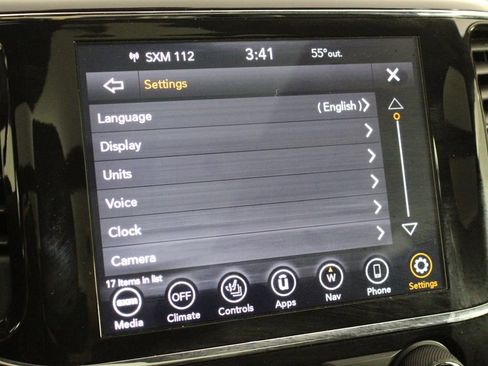 Used 2021 Jeep Grand Cherokee Limited w/ Sun & Sound Group image 39