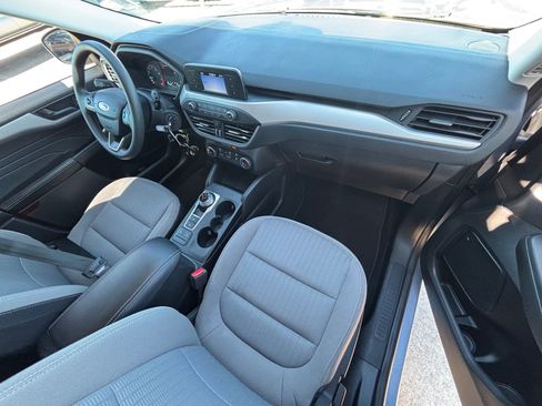 Used 2022 Ford Escape S image 30