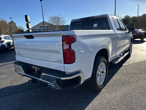 Used 2021 Chevrolet Silverado 1500 LTZ w/ LTZ Premium Package image 8