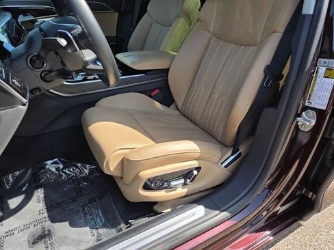Used 2021 Audi A8 L 4.0T w/ Executive Plus Package AWD/4WD image 8