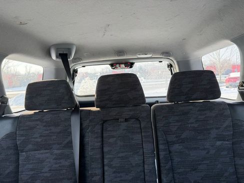 Used 2003 Honda CR-V LX image 19