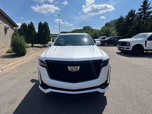 Used 2021 Cadillac Escalade ESV Sport AWD/4WD image 4