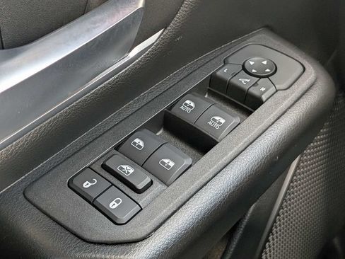 Used 2025 RAM 1500 Big Horn AWD/4WD image 26