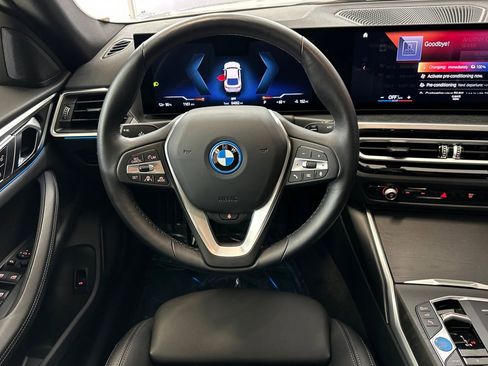Certified 2023 BMW i4 eDrive35 image 28