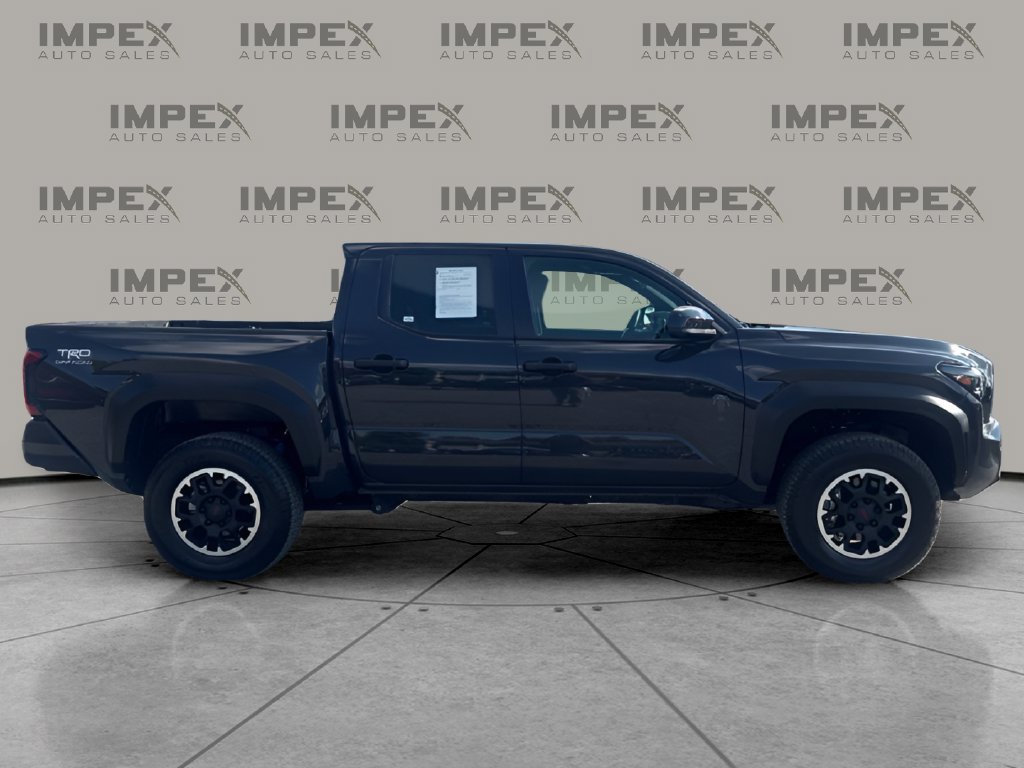 Used 2026 Toyota Tacoma TRD Off-Road AWD/4WD image 6