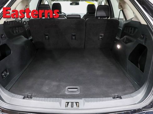 Used 2020 Ford Edge SEL image 9