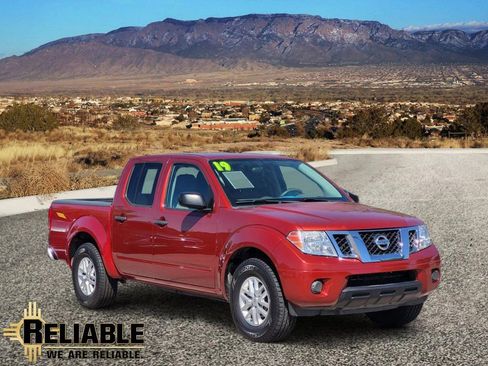 Used 2019 Nissan Frontier SV RWD image 1