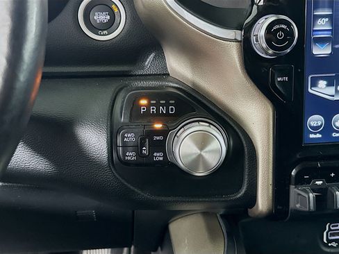 Used 2020 RAM 1500 Laramie image 25