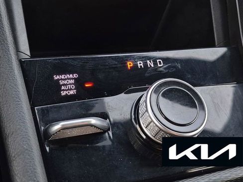 Used 2024 Jeep Grand Cherokee Limited image 41