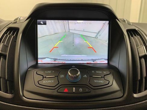 Used 2015 Ford Escape SE w/ Equipment Group 201A FWD image 28