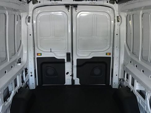 New 2025 Ford Transit 250 148 Medium Roof image 26