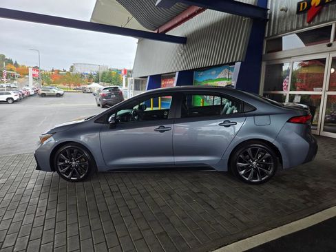 Used 2023 Toyota Corolla XSE w/ Carpet Mat Package (TMS) image 8