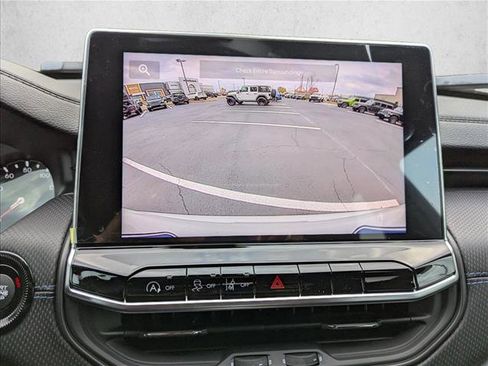 New 2026 Jeep Compass Latitude image 19