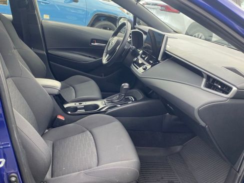 Used 2025 Toyota Corolla SE image 18