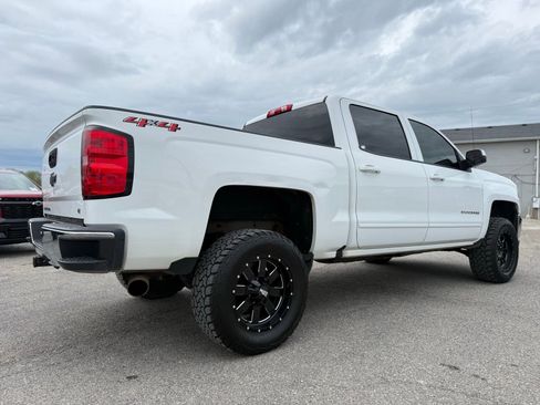 Used 2018 Chevrolet Silverado 1500 LT w/ Trailering Package AWD/4WD image 8