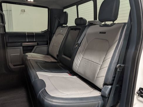 Used 2022 Ford F450 Limited image 18