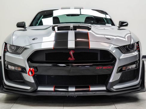 Used 2021 Ford Mustang Shelby GT500 w/ Technology Package RWD image 6
