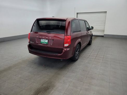 Used 2018 Dodge Grand Caravan SE FWD image 9