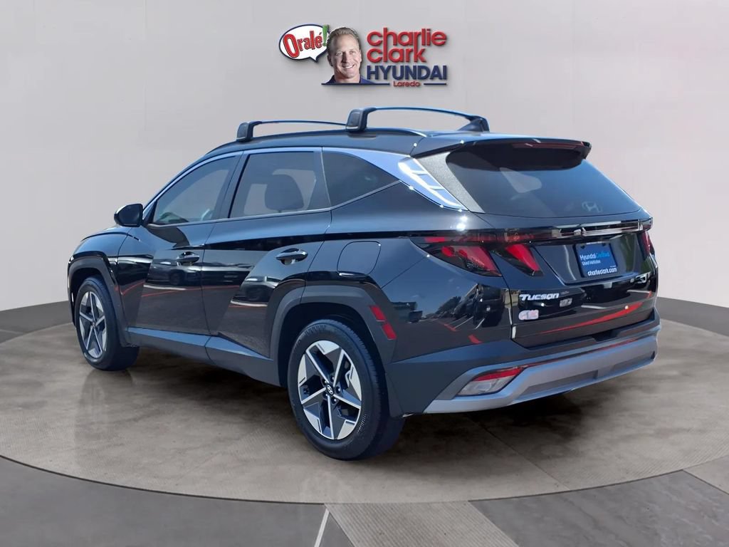 Used 2025 Hyundai Tucson SEL FWD image 3