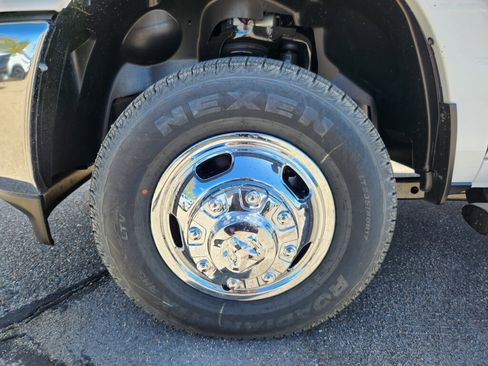 New 2026 RAM 3500 Tradesman AWD/4WD image 14