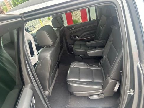Used 2020 GMC Yukon XL SLT AWD/4WD image 7