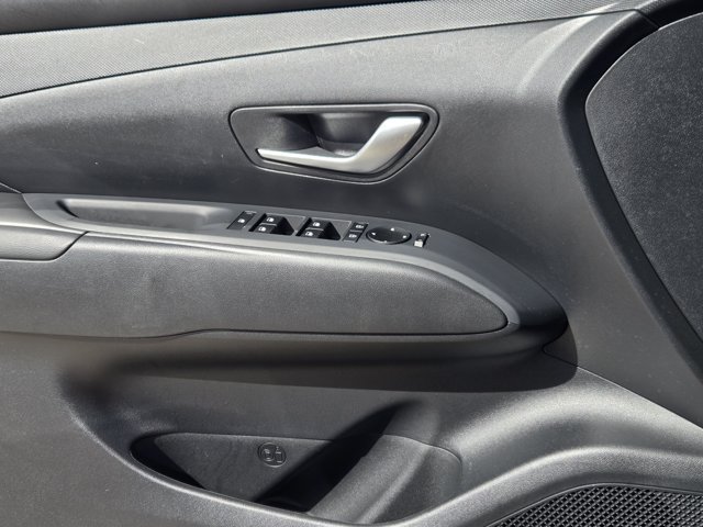 Used 2026 Hyundai Tucson SE FWD image 23
