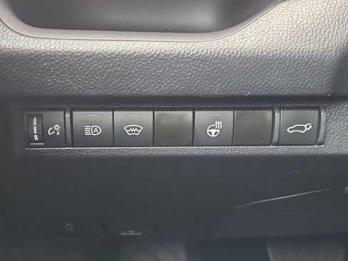 Used 2024 Toyota RAV4 SE w/ Convenience Package AWD/4WD image 15