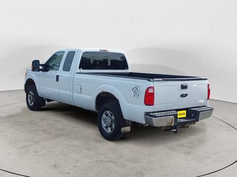Used 2015 Ford F250 XLT w/ Camper Package AWD/4WD image 3