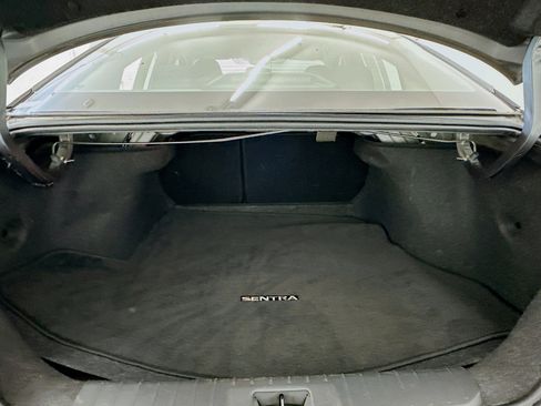 Used 2024 Nissan Sentra SV image 29