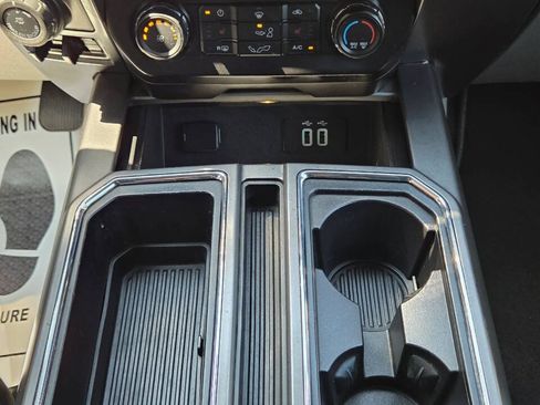 Used 2016 Ford F150 XLT w/ Equipment Group 302A Luxury AWD/4WD image 27