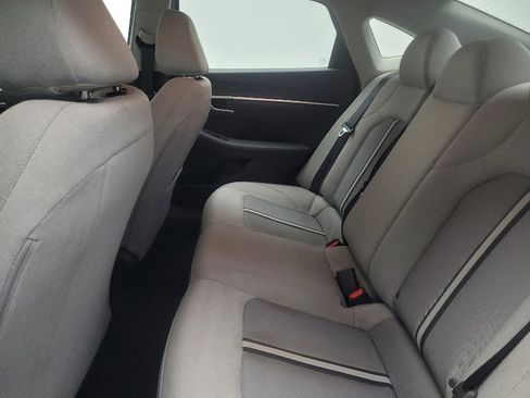 Used 2021 Hyundai Sonata SE FWD image 18