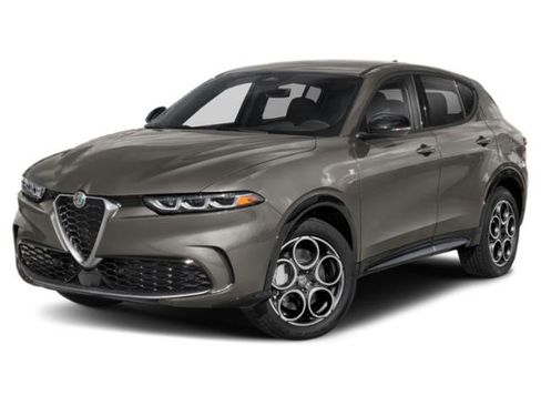 Used 2024 Alfa Romeo Tonale Veloce AWD/4WD image 3