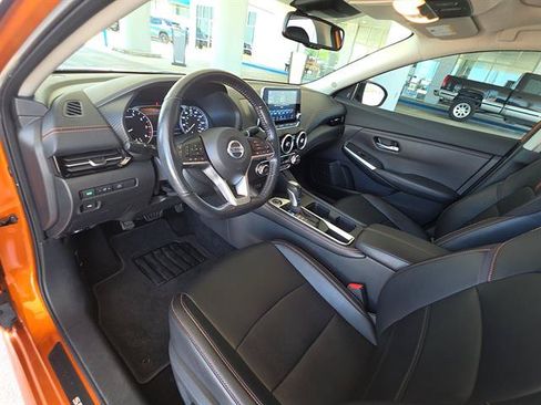 Used 2021 Nissan Sentra SR w/ SR Premium Package FWD image 10