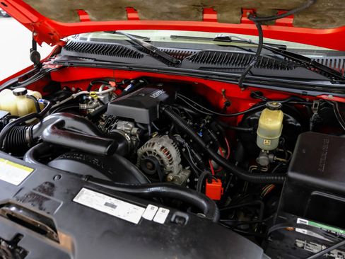 Used 1999 Chevrolet Silverado 1500 LS w/ Firm Ride Suspension Pkg image 31