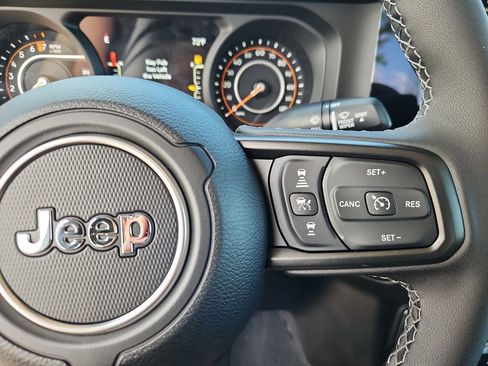 New 2026 Jeep Gladiator Willys AWD/4WD image 11