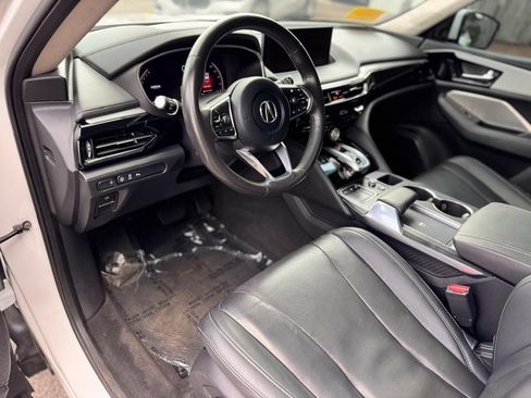 Used 2023 Acura MDX SH-AWD w/ Technology Package image 13