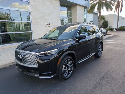 Certified 2026 INFINITI QX60 Luxe w/ Cargo Package image 8