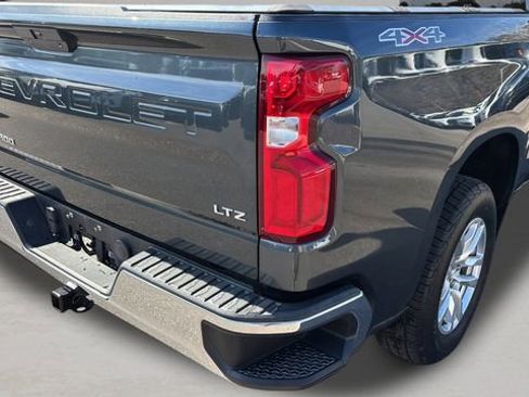 Used 2019 Chevrolet Silverado 1500 LTZ w/ LTZ Convenience Package image 33