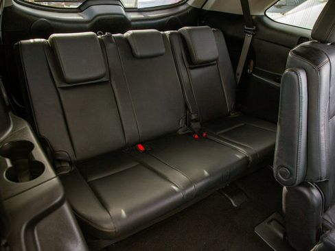 Used 2015 Toyota Highlander Limited Platinum image 13