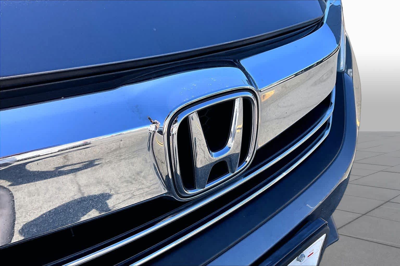 Used 2017 Honda Accord LX image 29