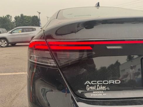 Used 2023 Honda Accord EX-L image 9