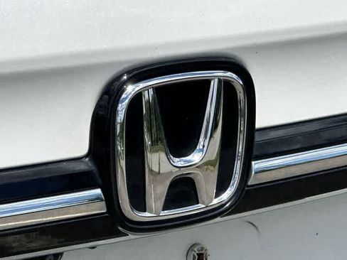 Used 2023 Honda Odyssey Elite image 29