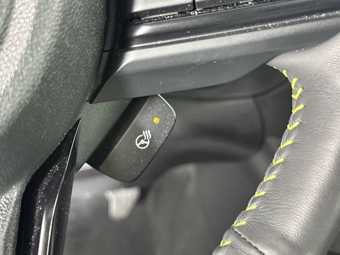 Used 2025 Subaru Ascent Bronze Edition w/ Popular Package #2 image 32