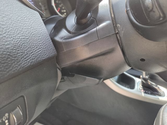 Used 2018 Jeep Compass Latitude w/ Cold Weather Group FWD image 20