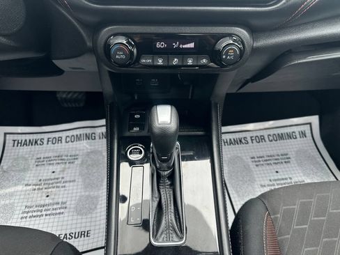 Used 2023 Nissan Kicks SR FWD image 30