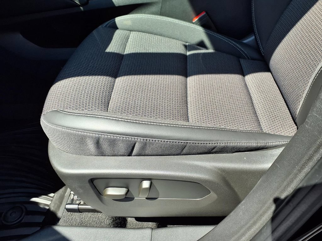 Used 2023 Buick Envision Preferred w/ Premium Seat Package AWD/4WD image 22