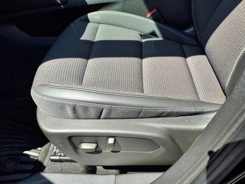 Used 2023 Buick Envision Preferred w/ Premium Seat Package AWD/4WD image 22